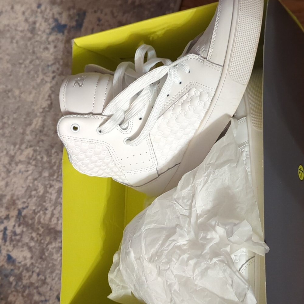 Zumba®️ Fitness Street Boss high top sneakers Size 8.5